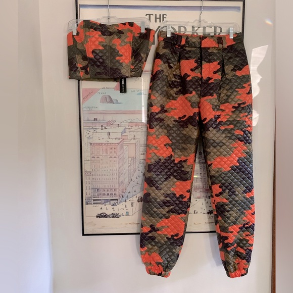 NWT Fashion Nova Camo 2 piece quilted bustier and pant hit of orange & shine  L - Picture 6 of 14